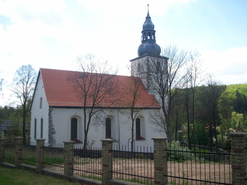 Cmentarz parafialny w Maciejowej przy ul. Wrocławskiej