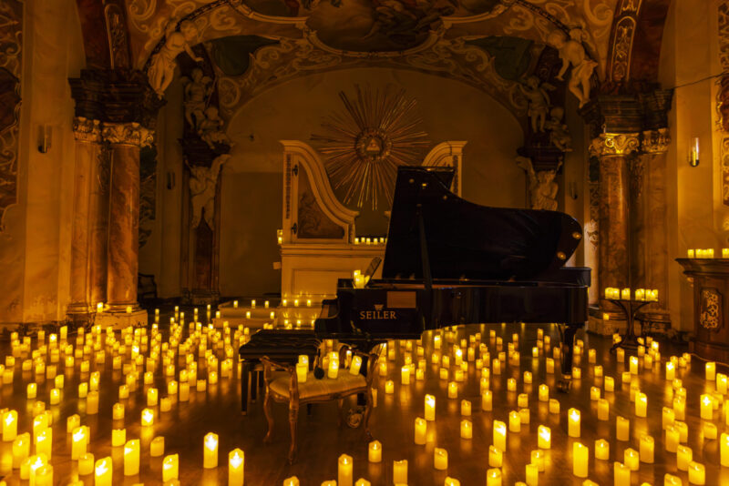 Koncerty przy świecach Candle Live Music w Zdrojowym Teatrze Animacji w Cieplicach